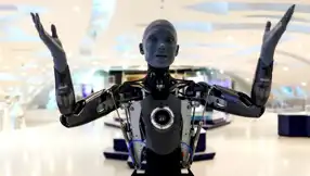 Evlerde İnsansı Robotlar: Ünlü Yatırımcı Tarih Verdi