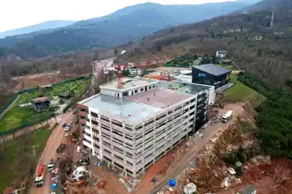 Kartepe'de 598 Araçlık Katlı Otopark Neredeyse Hazır!