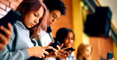 Okulda Telefon Yasağı Notları Artırmıyor Mu?