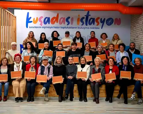 Kuşadası'nda Kadınlar İçin Teknoloji Eğitimi